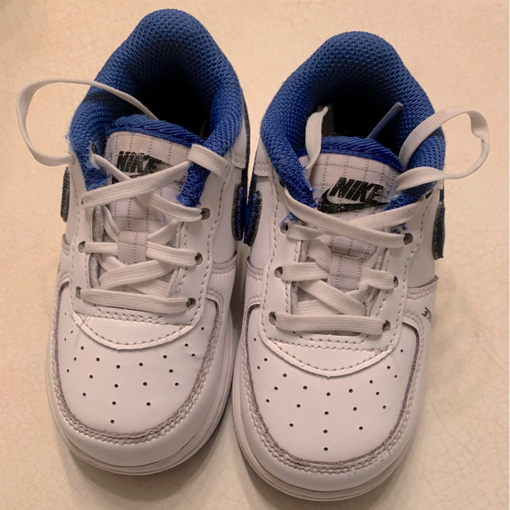 Nike Air Force 1